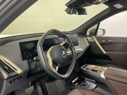 Certified 2023 BMW iX xDrive50 w/ Premium Package AWD/4WD image 20