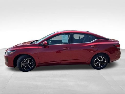 Certified 2024 Nissan Sentra SV FWD image 5