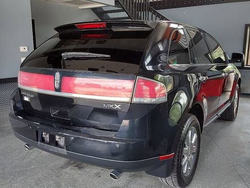 Used 2009 Lincoln MKX 2WD image 8