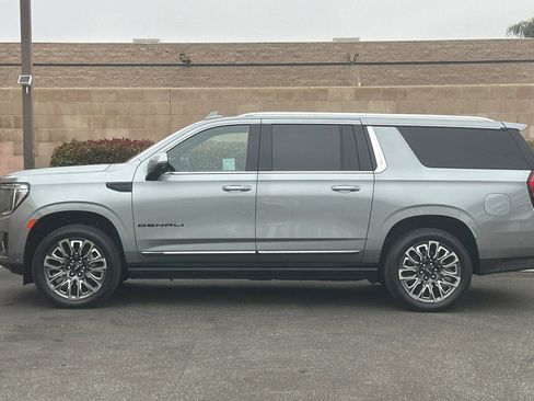 Certified 2023 GMC Yukon XL Denali Ultimate w/ LPO, Floor Liner Package image 7