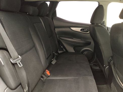 Used 2020 Nissan Rogue Sport S w/ Appearance Package FWD image 19