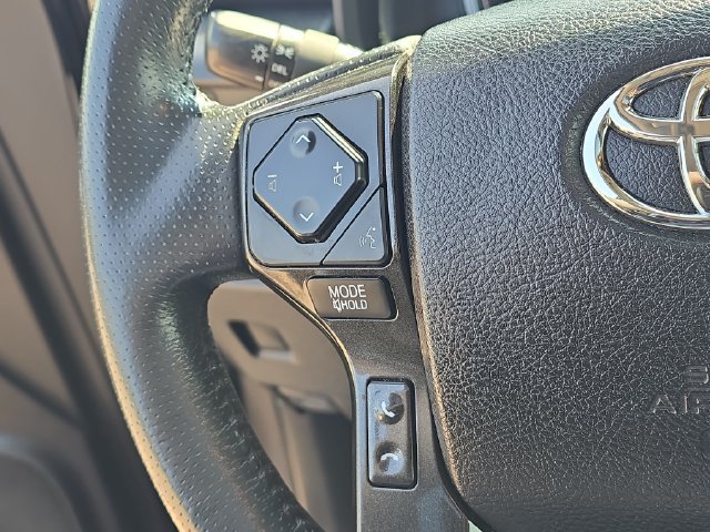 Used 2020 Toyota 4Runner TRD Off-Road Premium w/ Moonroof Package AWD/4WD image 12