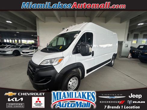 Used 2023 RAM ProMaster 2500 FWD image 1
