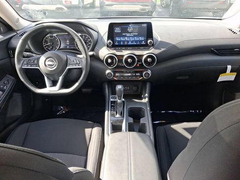 Used 2025 Nissan Sentra SV w/ All-Weather Package FWD image 17