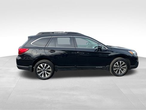 Used 2017 Subaru Outback 2.5i Limited image 9