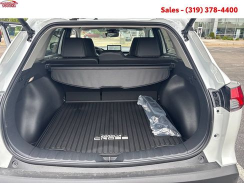 New 2026 Toyota Corolla Cross XLE w/ Convenience Package AWD/4WD image 18