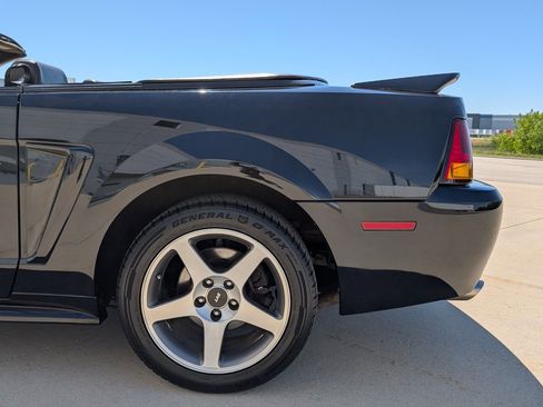 Used 1999 Ford Mustang Cobra RWD image 33