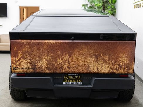 Used 2025 Tesla Cybertruck Cyberbeast image 4