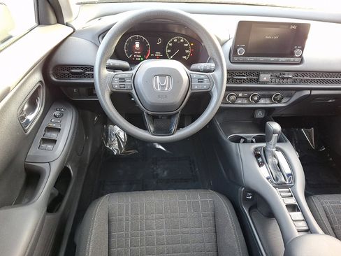 Certified 2023 Honda HR-V LX image 11