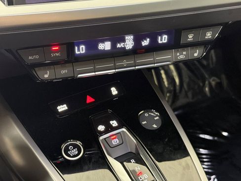 Used 2023 Audi Q4 e-tron Premium Plus w/ Premium Plus AWD/4WD image 20