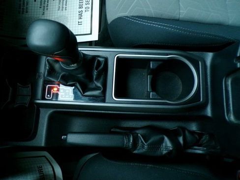 Used 2020 Toyota Tacoma TRD Sport image 27