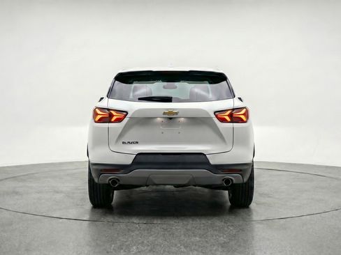 Used 2025 Chevrolet Blazer LT FWD image 7