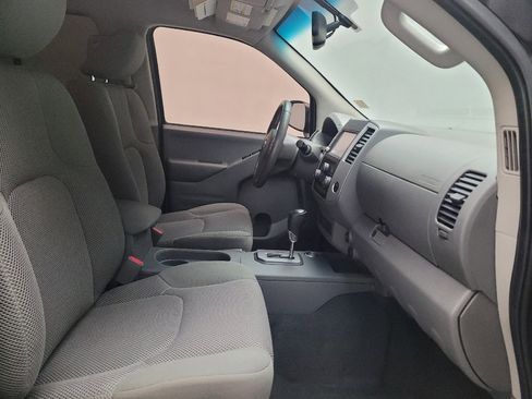 Used 2021 Nissan Frontier SV RWD image 21