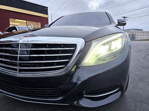 Used 2014 Mercedes-Benz S 550 Sedan image 18