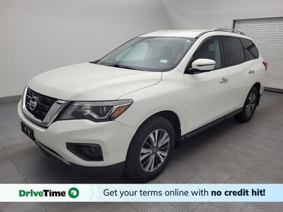 Used 2017 Nissan Pathfinder SV