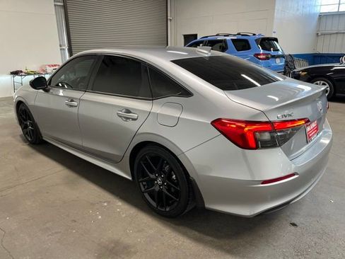 Used 2024 Honda Civic Sport image 5