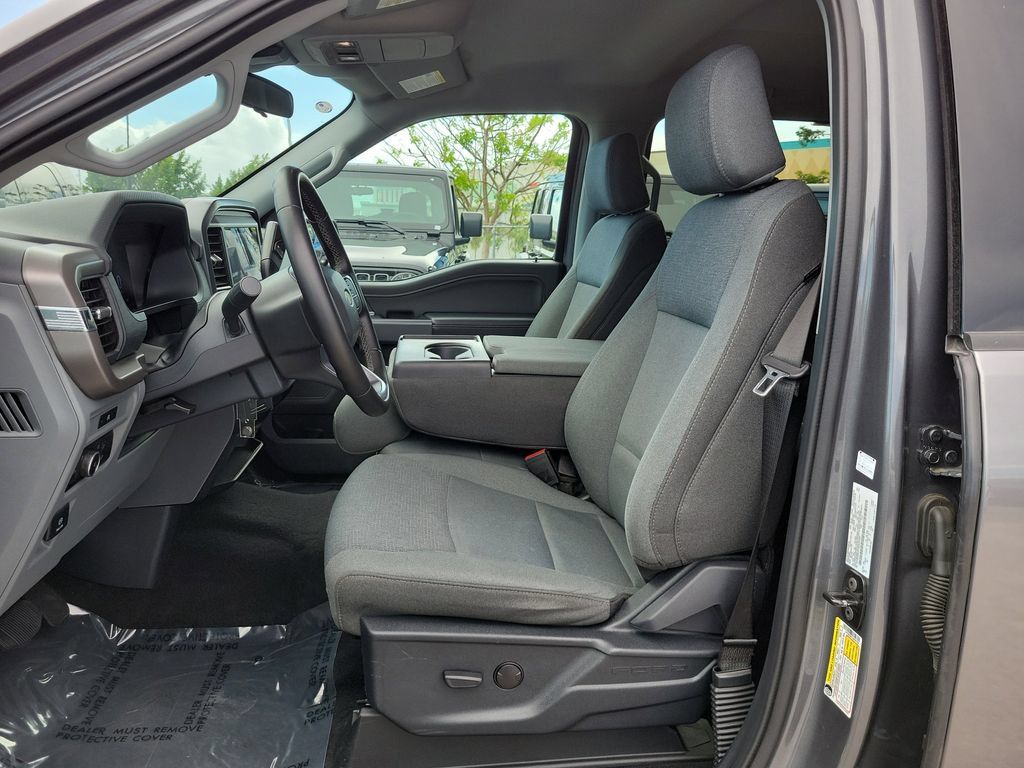 Used 2025 Ford F150 XLT w/ Equipment Group 301A Standard RWD image 13