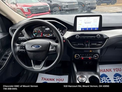 Used 2020 Ford Escape SE image 16