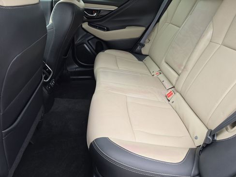 Used 2022 Subaru Outback Limited image 15