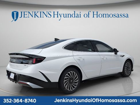 New 2026 Hyundai Sonata SEL FWD image 4