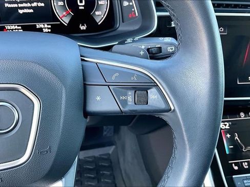 Used 2023 Audi Q7 3.0T Premium Plus image 21