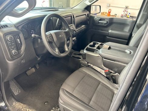 Used 2023 Chevrolet Silverado 1500 Custom w/ Rally Edition AWD/4WD image 3