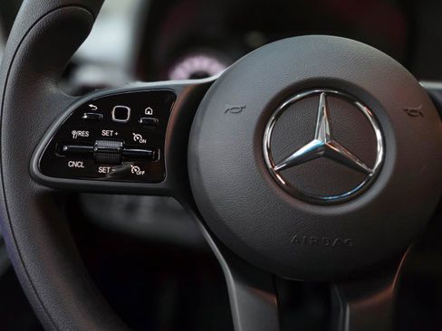 Used 2024 Mercedes-Benz Sprinter 4500 image 18