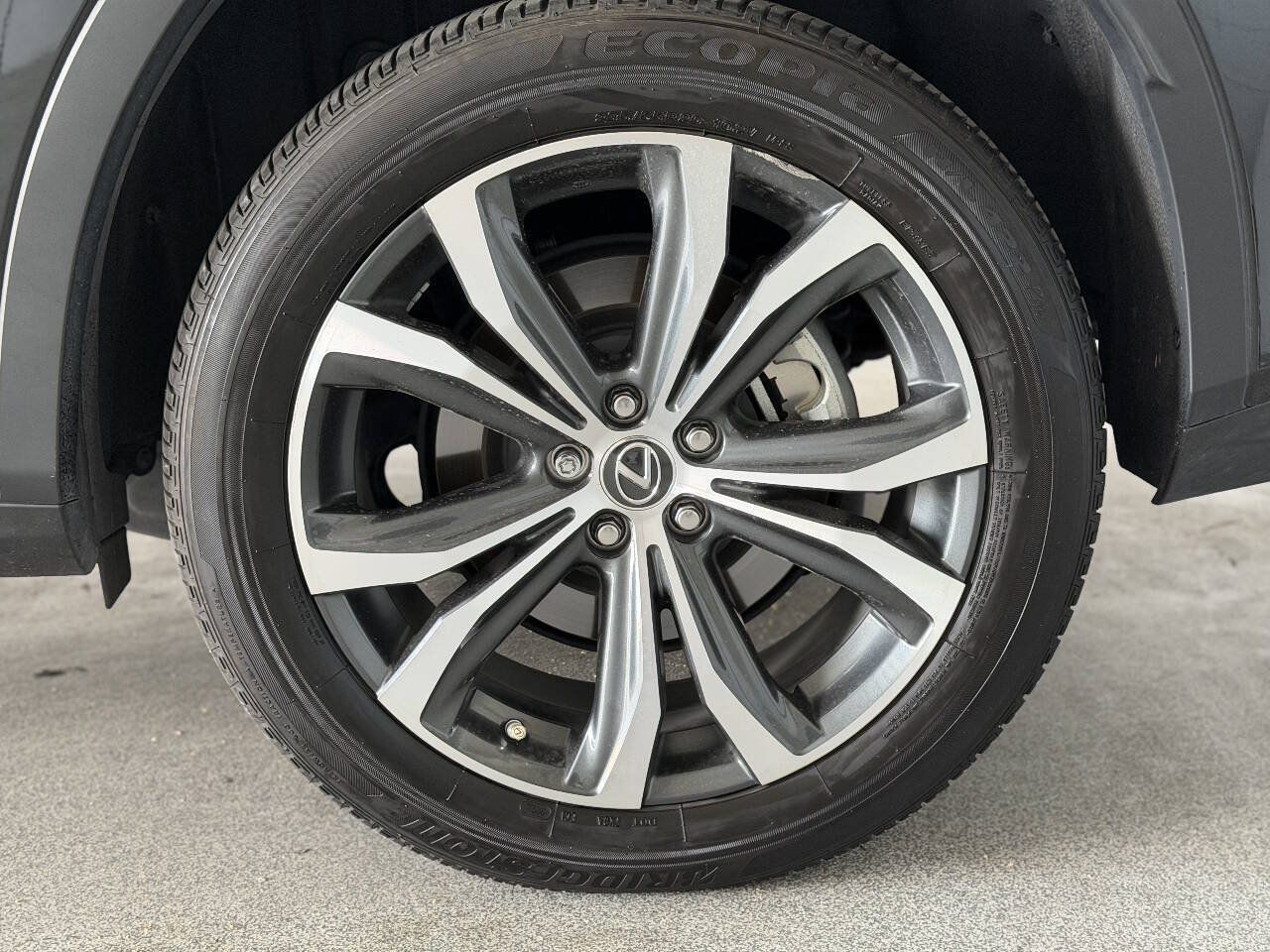 Used 2018 Lexus RX 450h AWD w/ Premium Package image 40
