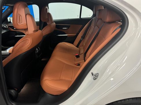 Used 2023 Mercedes-Benz C 300 4MATIC Sedan image 17