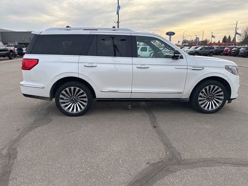 Used 2019 Lincoln Navigator Reserve w/ Cargo Package image 11