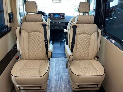 Used 2023 Mercedes-Benz Sprinter 3500 w/ Parking Package image 50