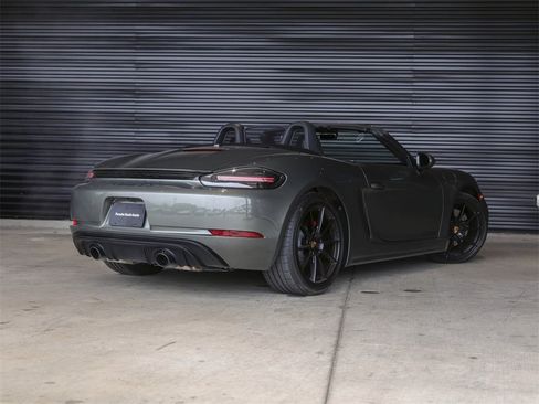 Certified 2025 Porsche 718 Boxster GTS image 7
