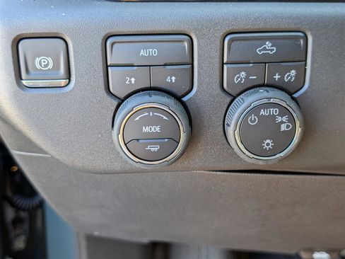 New 2026 Chevrolet Silverado 1500 LT w/ Leather Package image 16