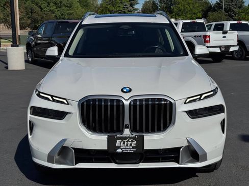 Used 2026 BMW X7 xDrive40i AWD/4WD image 2