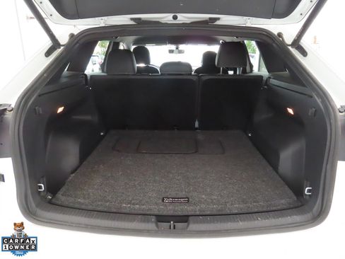 Used 2023 Volkswagen Atlas Cross Sport SE FWD image 23