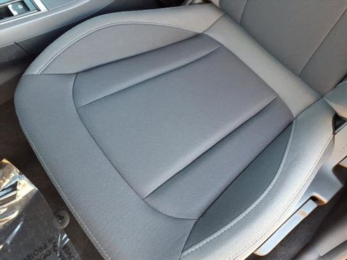 Certified 2025 Subaru Crosstrek 2.0i Premium w/ Convenience Package #2 image 26