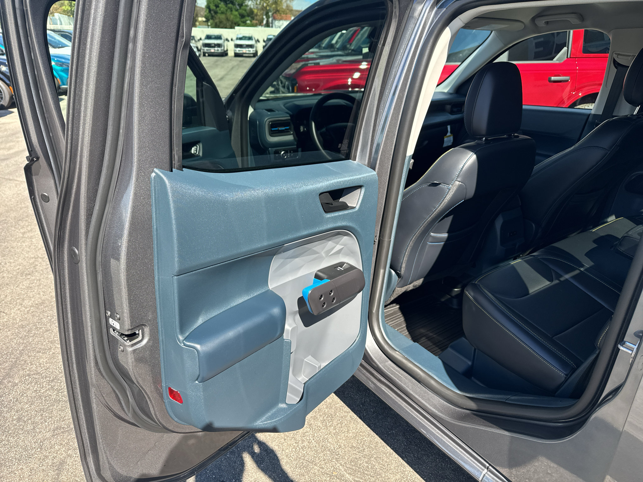 Used 2026 Ford Maverick Lobo AWD/4WD image 15