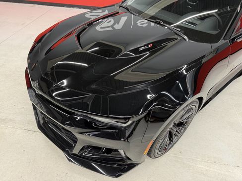 Used 2018 Chevrolet Camaro ZL1 RWD image 5