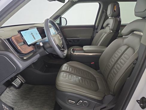 Used 2024 Rivian R1T Launch Edition Quad AWD/4WD image 20