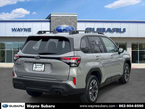 Certified 2025 Subaru Forester Premium image 4