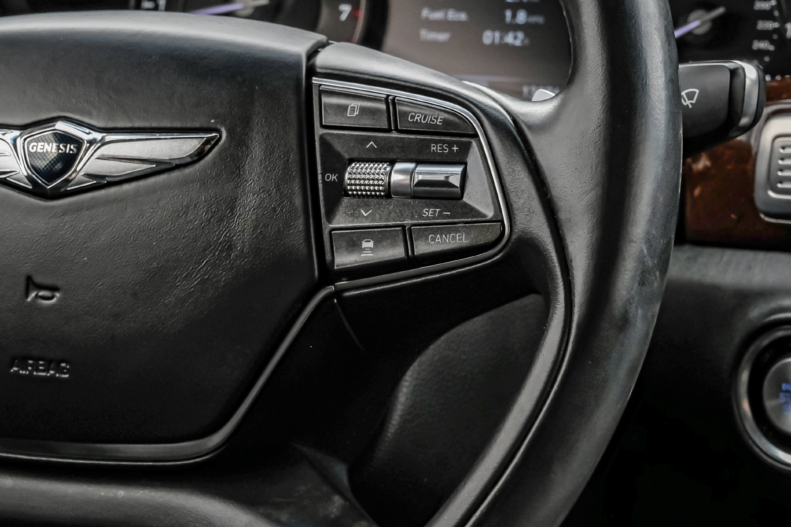 Used 2019 Genesis G90 5.0 Ultimate RWD image 17