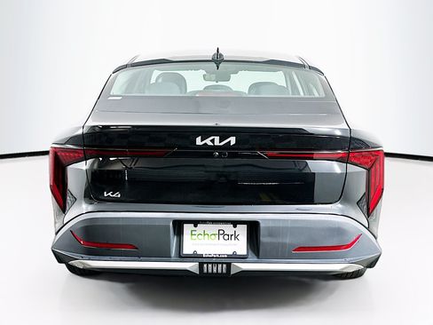 Used 2025 Kia K4 FWD image 7