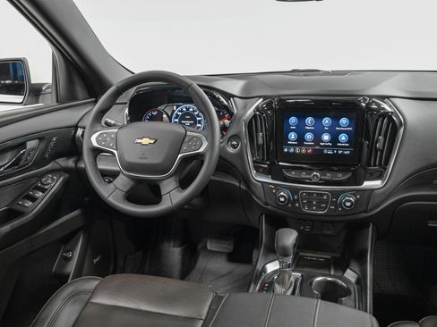 Used 2023 Chevrolet Traverse High Country w/ LPO, Floor Liner Package FWD image 30