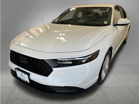 Certified 2024 Honda Accord LX image 1