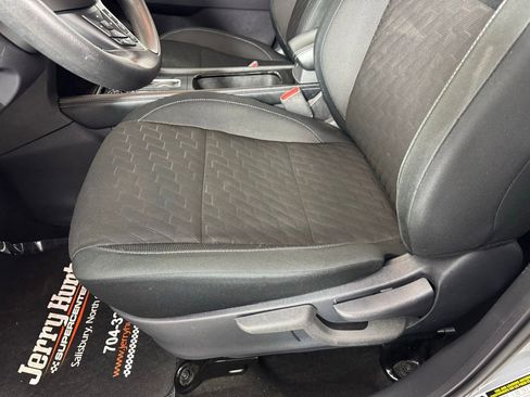 Used 2024 Nissan Kicks SV w/ Interior Electronics Package image 12