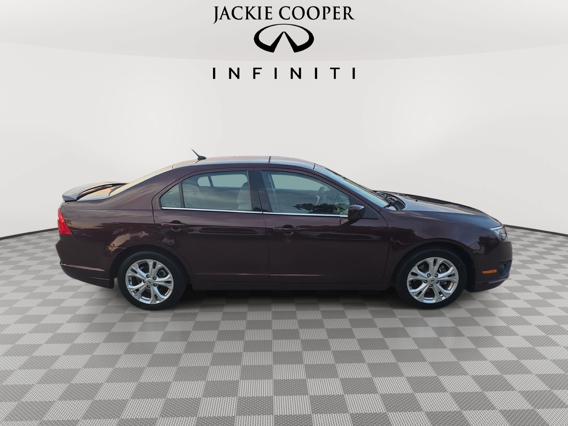 Used 2012 Ford Fusion SE FWD image 4