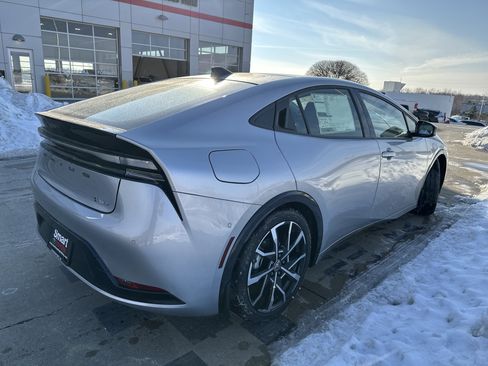 New 2026 Toyota Prius Plug-In Hybrid w/ Limited Premium Package image 11