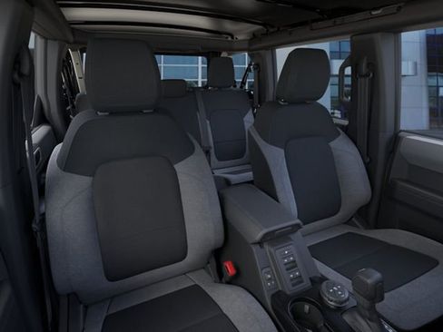 New 2026 Ford Bronco 4-Door AWD/4WD image 10