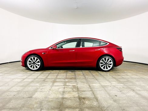 Used 2020 Tesla Model 3 Long Range AWD/4WD image 4