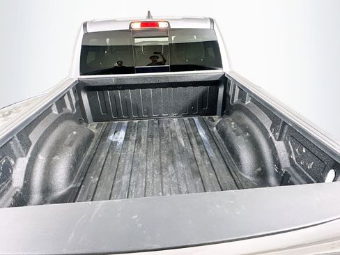 Used 2025 RAM 1500 Laramie RWD image 28